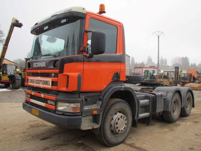 Scania 124C.420 6x4 - Vilcējs: foto 1 Scania 124C.420 6x4 - Vilcējs: foto 1