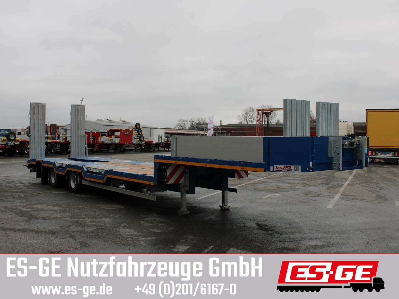 ES-GE 3-Achs-Satteltieflader - Radmulden - Puspiekabe zema profila platforma: foto 4 ES-GE 3-Achs-Satteltieflader - Radmulden - Puspiekabe zema profila platforma: foto 4