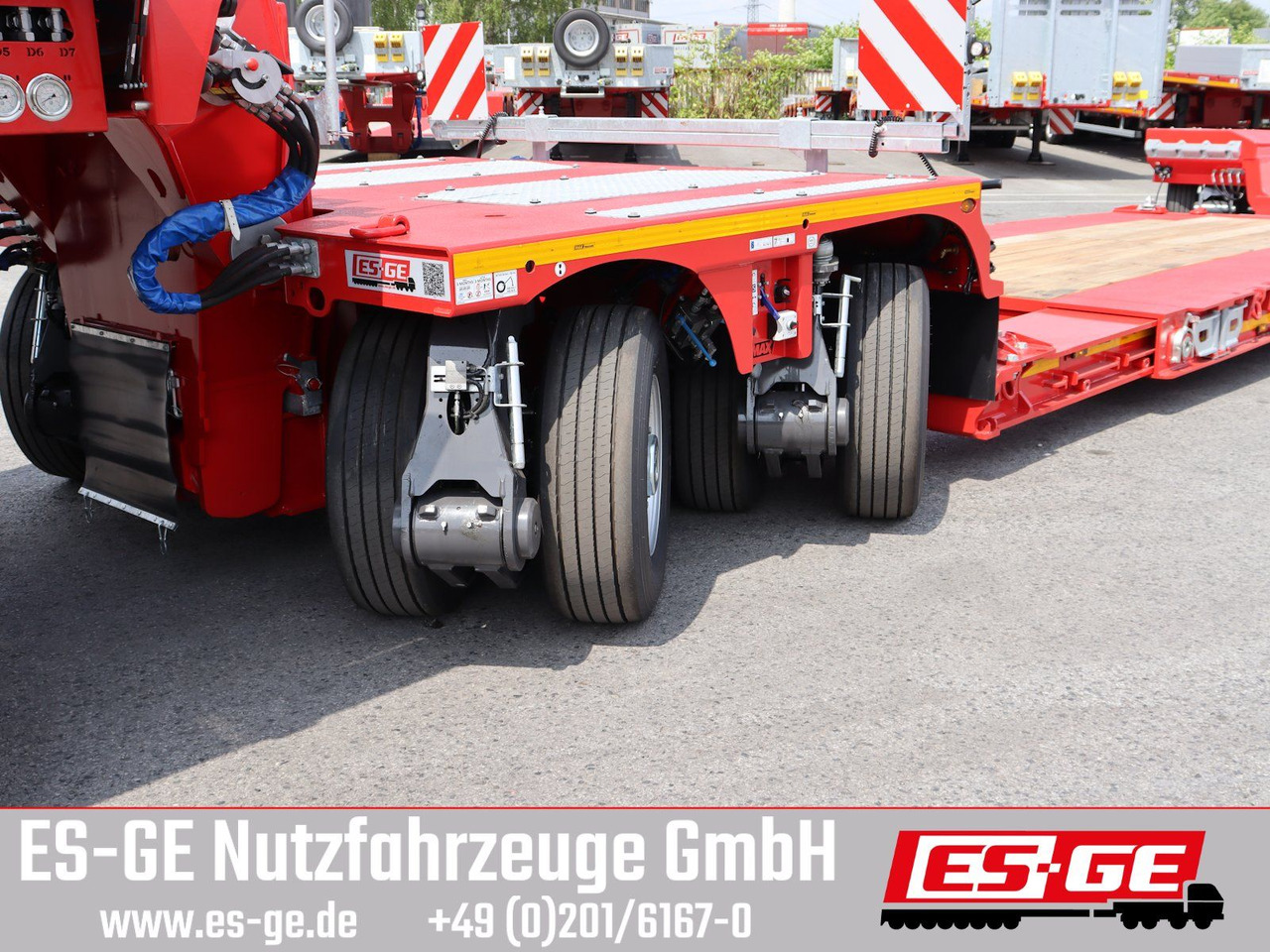 Faymonville MAX 710 Tiefbett 2+4 PA - Puspiekabe zema profila platforma: foto 5 Faymonville MAX 710 Tiefbett 2+4 PA - Puspiekabe zema profila platforma: foto 5