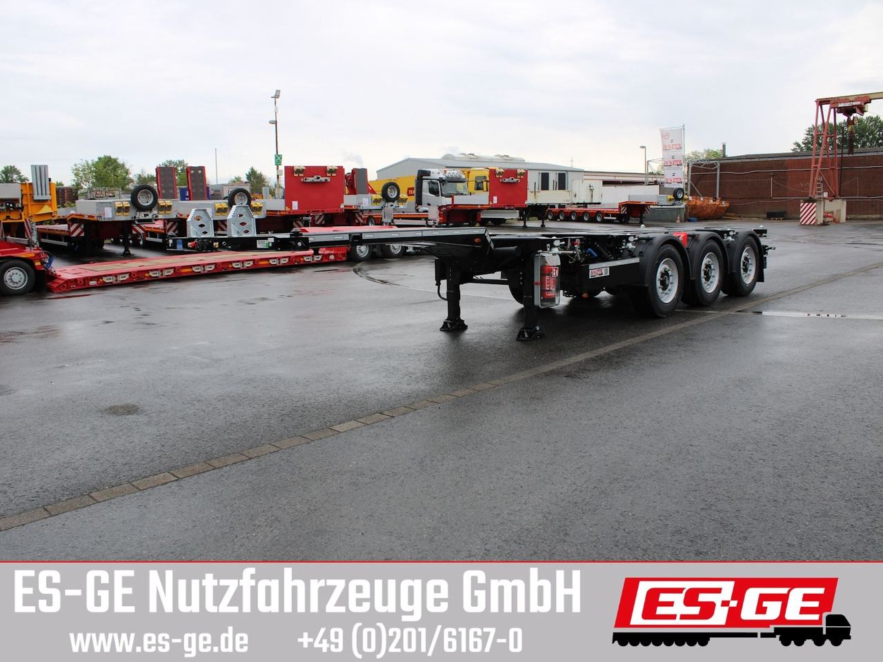Kögel PORT 45 TRIPLEX Containerchassis - Puspiekabe noņemamā virsbūve/ Konteineru vedējs: foto 2 Kögel PORT 45 TRIPLEX Containerchassis - Puspiekabe noņemamā virsbūve/ Konteineru vedējs: foto 2
