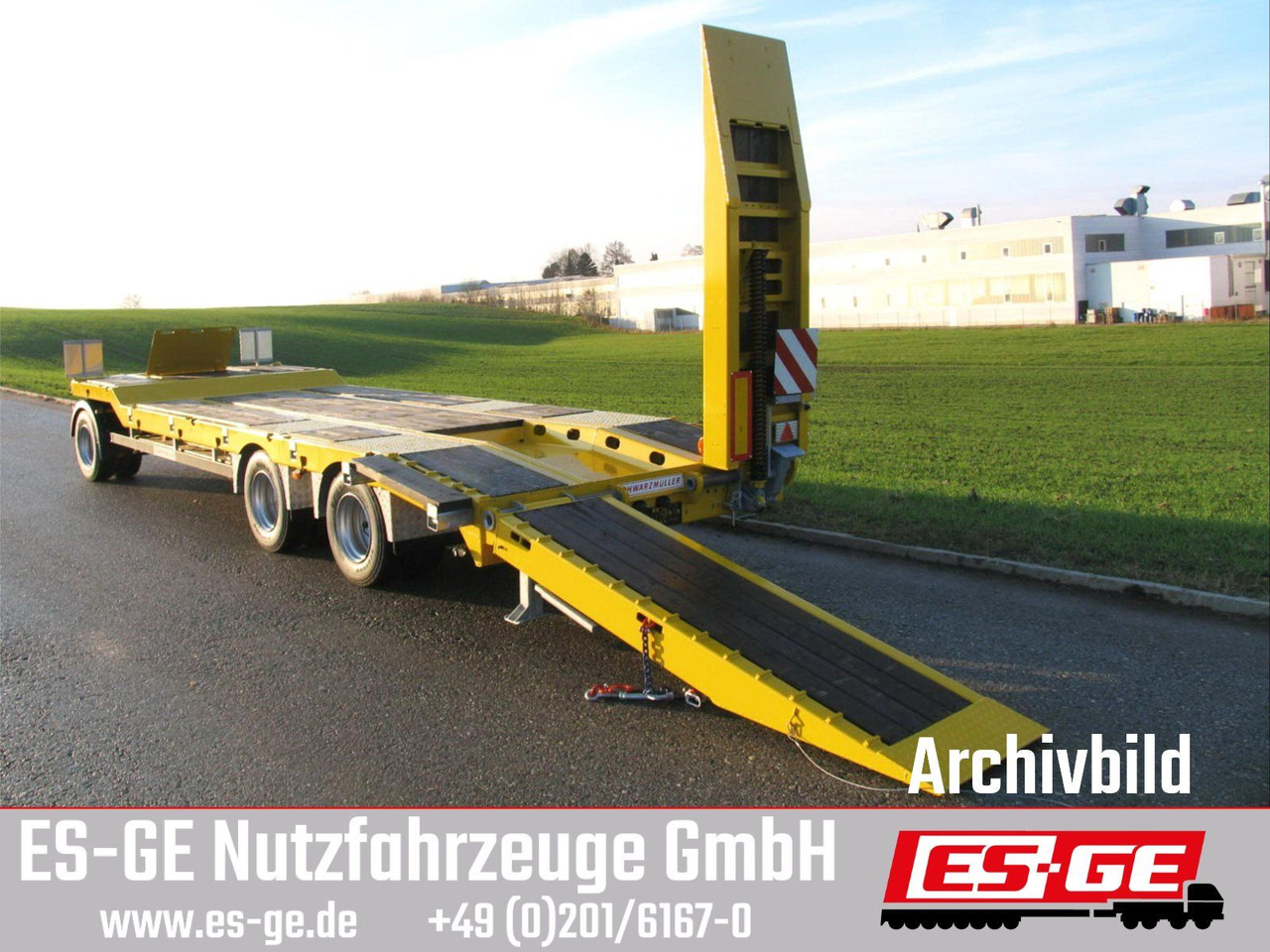 Schwarzmüller Tieflader mit gekröpftem Plateau - Piekabe zema profila platforma: foto 2 Schwarzmüller Tieflader mit gekröpftem Plateau - Piekabe zema profila platforma: foto 2