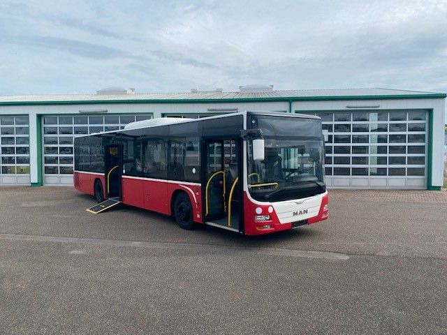 MAN A 21 Lions City KLIMA EURO 6 ZF EcoLife 2x - Pilsētas autobuss: foto 3 MAN A 21 Lions City KLIMA EURO 6 ZF EcoLife 2x - Pilsētas autobuss: foto 3