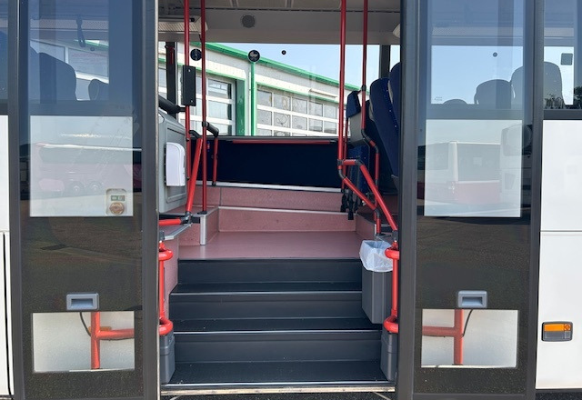 Piepilsētas autobuss Mercedes INTEGRO EZ 2015: foto 9 Piepilsētas autobuss Mercedes INTEGRO EZ 2015: foto 9