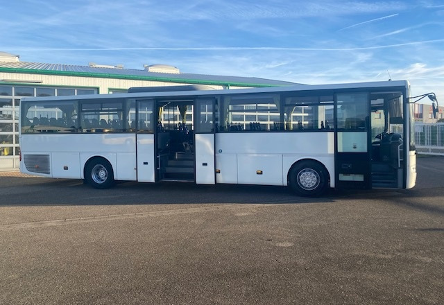 Mercedes INTOURO M EZ 2016 - Piepilsētas autobuss: foto 3 Mercedes INTOURO M EZ 2016 - Piepilsētas autobuss: foto 3