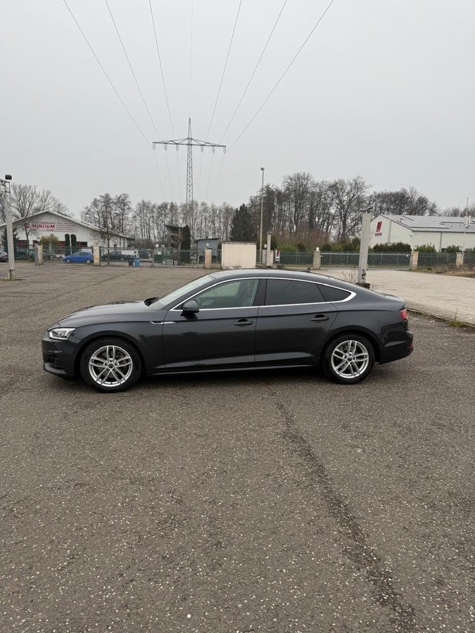 AUDI A5 Sportback 2.0 TDI Schräghecklimousine - Vieglā automašīna: foto 5 AUDI A5 Sportback 2.0 TDI Schräghecklimousine - Vieglā automašīna: foto 5