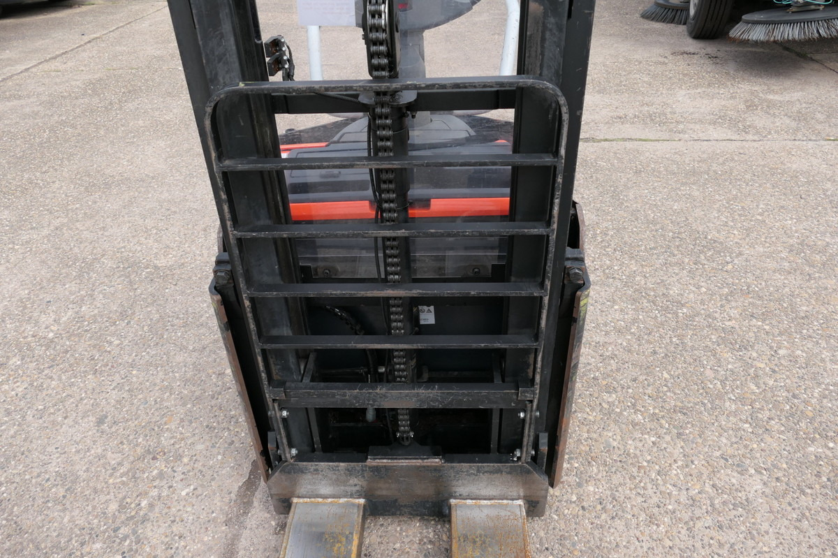 BT SWE 200D Batterie 46/2021 - Rokas palešu ratiņi: foto 4 BT SWE 200D Batterie 46/2021 - Rokas palešu ratiņi: foto 4