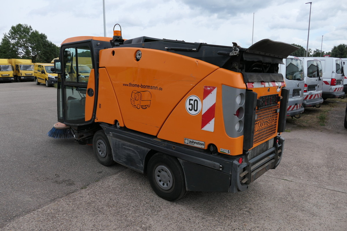 CN200 Sweeper - Ielu tīrīšanas mašīna: foto 4 CN200 Sweeper - Ielu tīrīšanas mašīna: foto 4