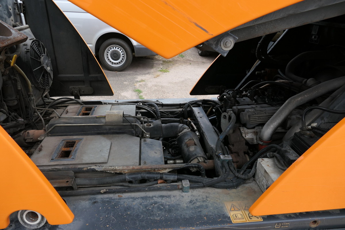 Ielu tīrīšanas mašīna CN200 Sweeper: foto 10