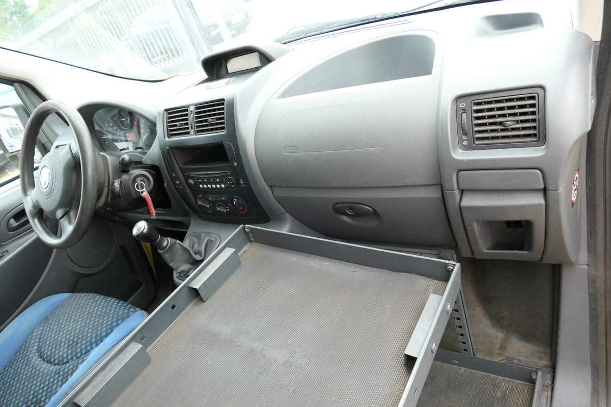 Interior photo 1: Mazs furgons FIAT Scudo 12 L2H1 COC