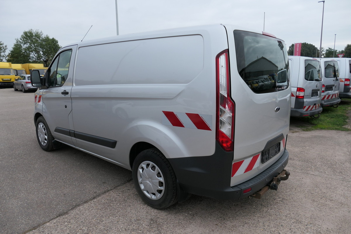 FORD Transit Custom 330 L1H1 Klima Flügeltür Tempomat - Mazs furgons: foto 5 FORD Transit Custom 330 L1H1 Klima Flügeltür Tempomat - Mazs furgons: foto 5