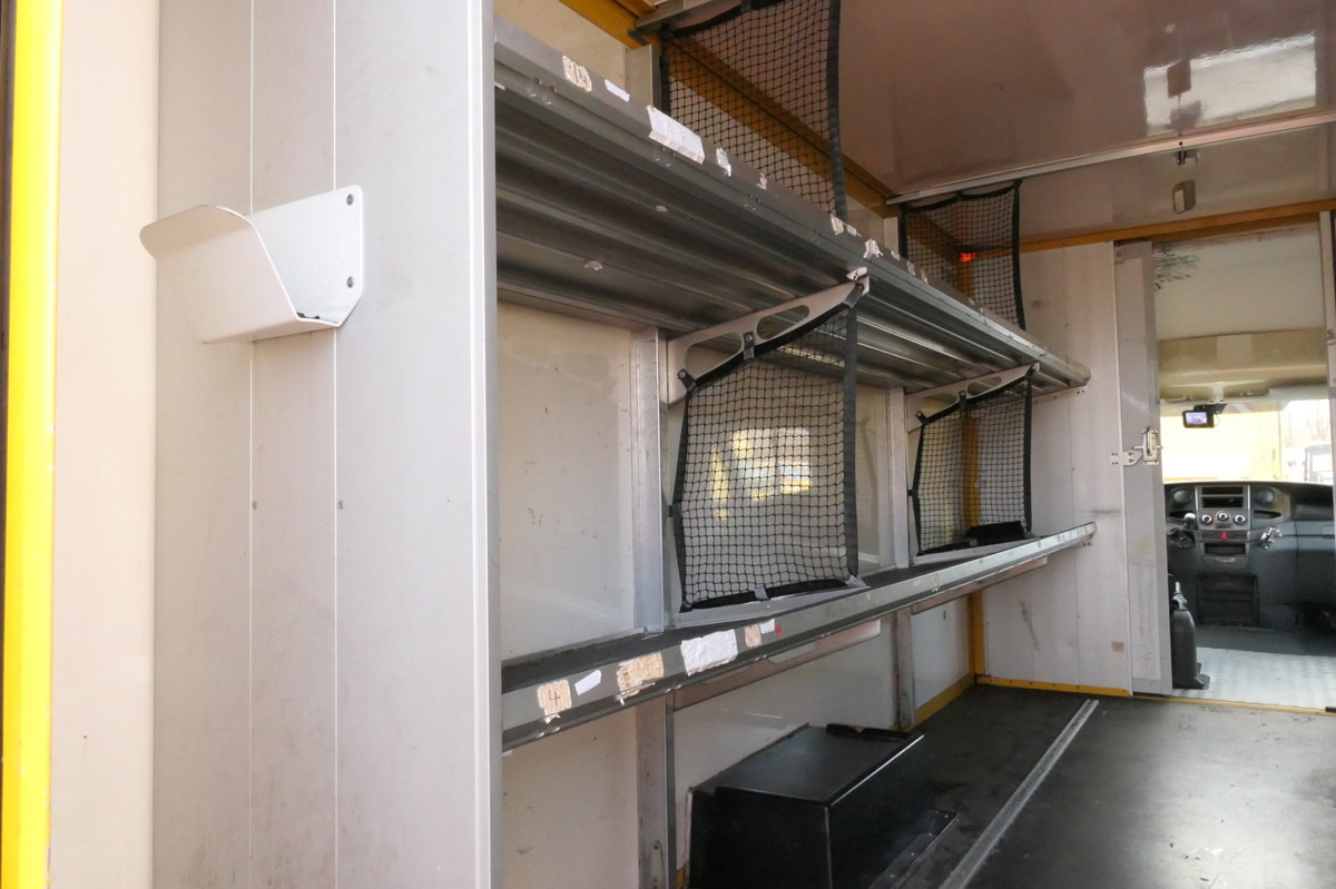 Furgons ar slēgtā virsbūve IVECO Daily 35 S11 C30C AUTOMATIK KAMERA MAXI KAMERA R: foto 7