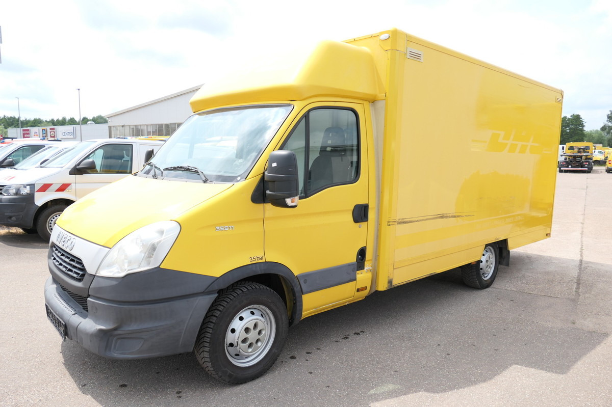 IVECO Daily 35 S11 C30C AUTOMATIK KAMERA MAXI KAMERA R - Furgons ar slēgtā virsbūve: foto 2 IVECO Daily 35 S11 C30C AUTOMATIK KAMERA MAXI KAMERA R - Furgons ar slēgtā virsbūve: foto 2