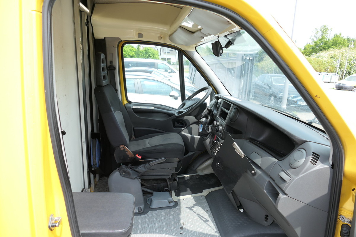 IVECO Daily 35 S11 C30C AUTOMATIK KAMERA MAXI KAMERA R - Furgons ar slēgtā virsbūve: foto 5 IVECO Daily 35 S11 C30C AUTOMATIK KAMERA MAXI KAMERA R - Furgons ar slēgtā virsbūve: foto 5