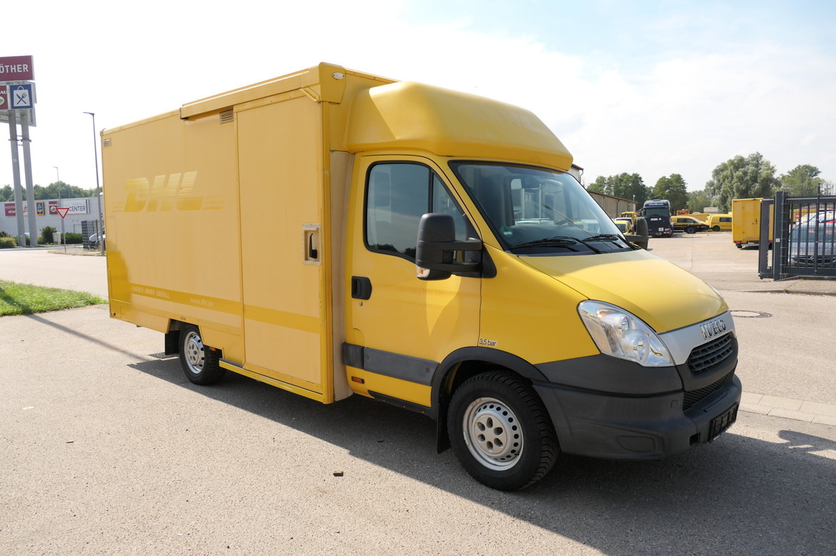 IVECO Daily 35 S11 C30C AUTOMATIK KAMERA MAXI Regale L - Furgons ar slēgtā virsbūve: foto 1 IVECO Daily 35 S11 C30C AUTOMATIK KAMERA MAXI Regale L - Furgons ar slēgtā virsbūve: foto 1