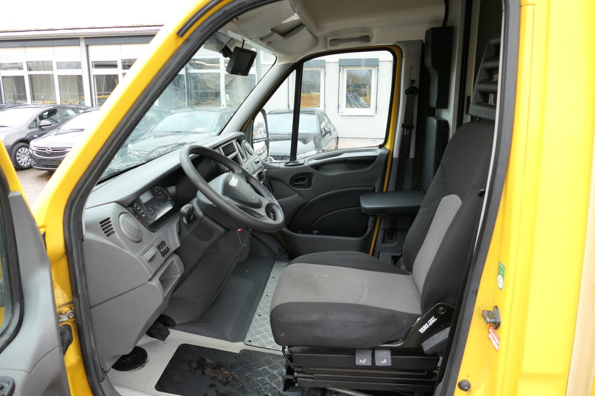 Furgons ar slēgtā virsbūve IVECO Daily 35 S11 C30C AUTOMATIK KAMERA Regale LUFT D: foto 8