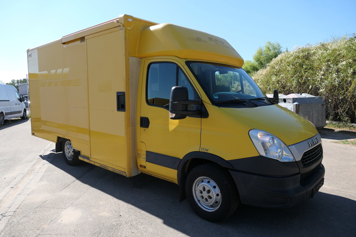 IVECO Daily 35 S11 C30C AUTOMATIK KAMERA Regale LUFT D - Furgons ar slēgtā virsbūve: foto 2 IVECO Daily 35 S11 C30C AUTOMATIK KAMERA Regale LUFT D - Furgons ar slēgtā virsbūve: foto 2