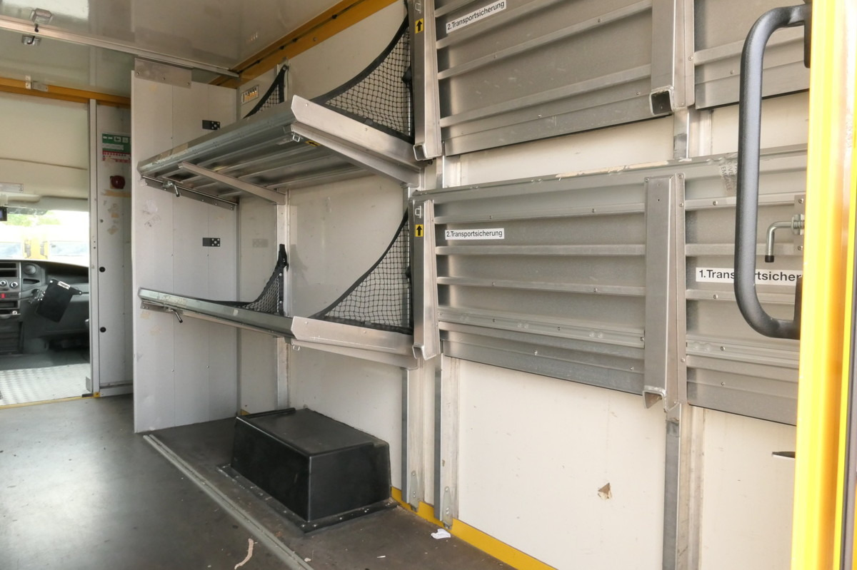 Furgons ar slēgtā virsbūve IVECO Daily 35 S11 C30C AUTOMATIK KAMERA Regale LUFT D: foto 8