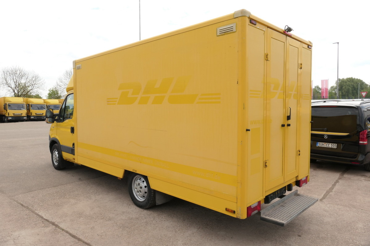 IVECO Daily 35 S11 C30C AUTOMATIK KAMERA Regale LUFT D - Furgons ar slēgtā virsbūve: foto 4 IVECO Daily 35 S11 C30C AUTOMATIK KAMERA Regale LUFT D - Furgons ar slēgtā virsbūve: foto 4