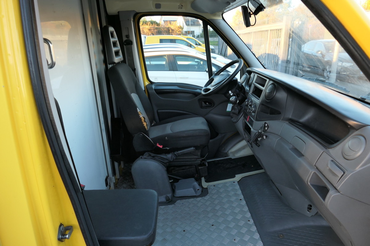 IVECO Daily 35 S11 C30C AUTOMATIK KAMERA Regale LUFT D - Furgons ar slēgtā virsbūve: foto 5 IVECO Daily 35 S11 C30C AUTOMATIK KAMERA Regale LUFT D - Furgons ar slēgtā virsbūve: foto 5