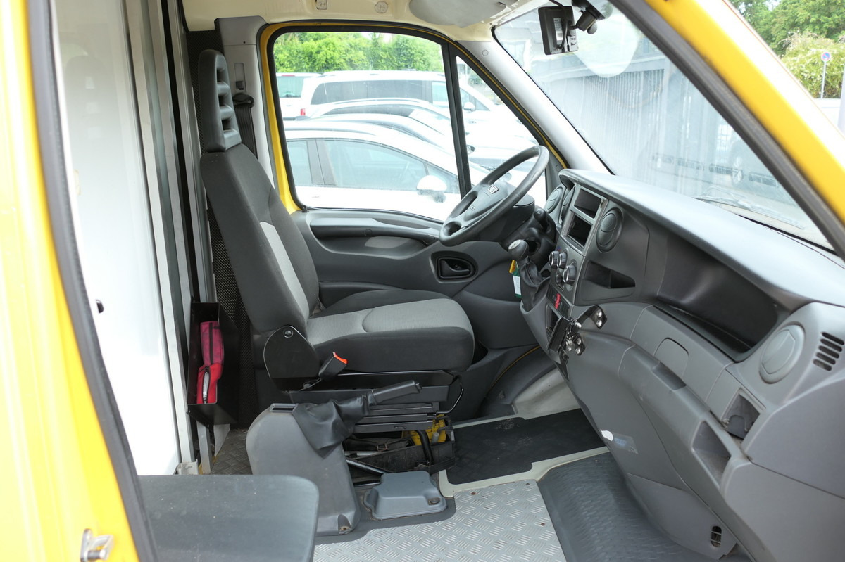 IVECO Daily 35 S11 C30C AUTOMATIK KAMERA Regale LUFT D - Furgons ar slēgtā virsbūve: foto 5 IVECO Daily 35 S11 C30C AUTOMATIK KAMERA Regale LUFT D - Furgons ar slēgtā virsbūve: foto 5