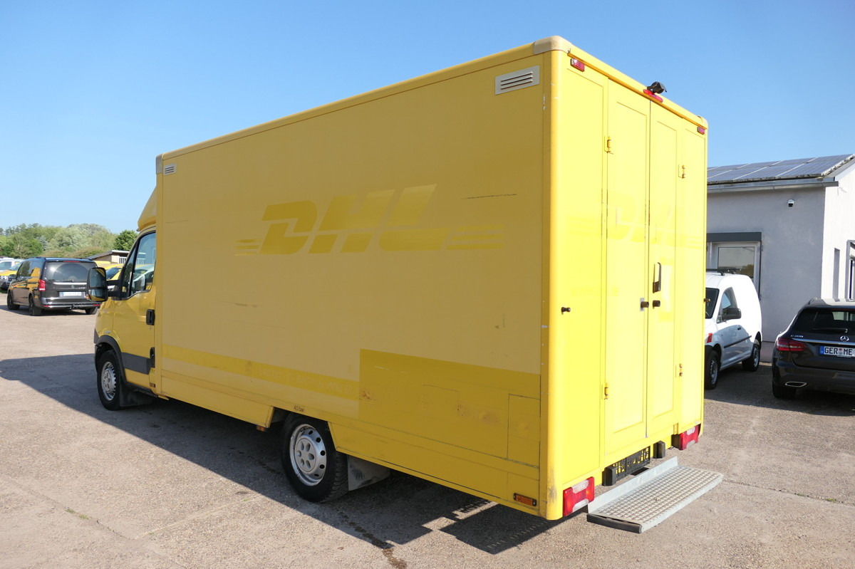 IVECO Daily 35 S11 C30C AUTOMATIK KAMERA Regale LUFT D - Furgons ar slēgtā virsbūve: foto 4 IVECO Daily 35 S11 C30C AUTOMATIK KAMERA Regale LUFT D - Furgons ar slēgtā virsbūve: foto 4