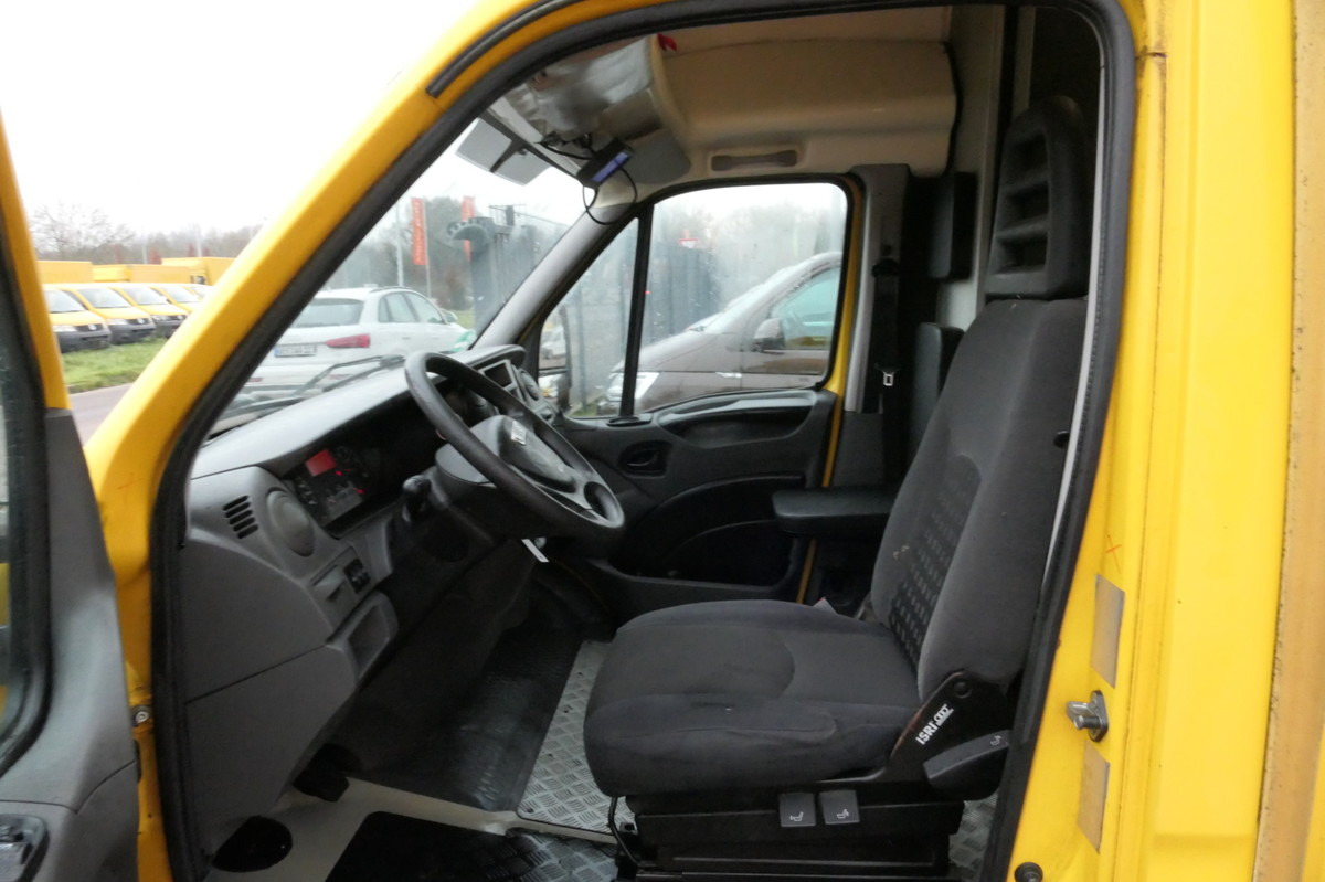 Furgons ar slēgtā virsbūve IVECO Daily 35 S11 C30C AUTOMATIK Regale LUFT - EURO 5: foto 9