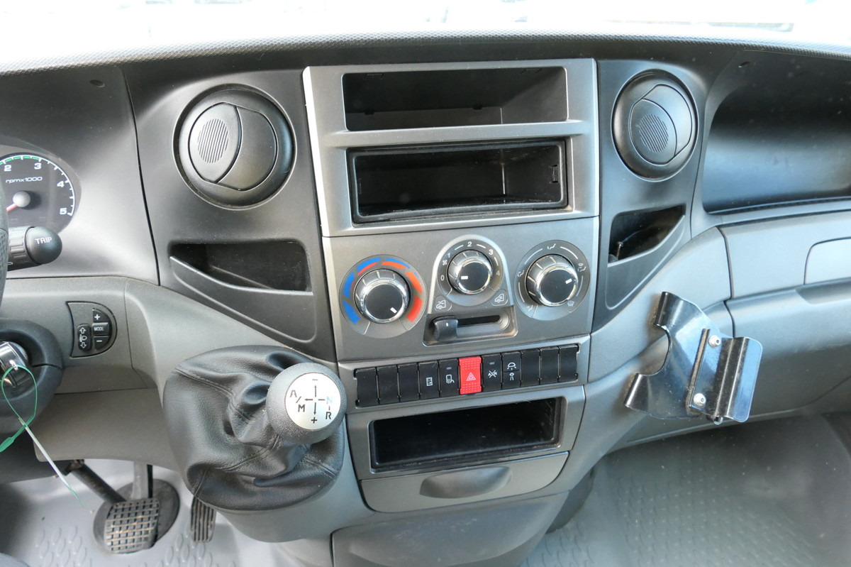 Furgons ar slēgtā virsbūve IVECO Daily 35 S11 C30C AUTOMATIK Regale LUFT - EURO 5: foto 7