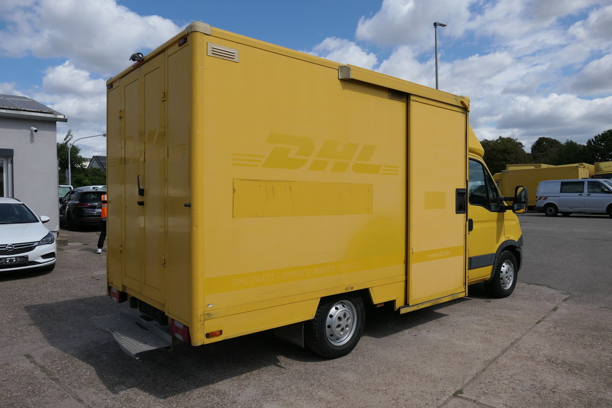 IVECO Daily 35 S11 C30C KURZ AUTOMATIK KAMERA Regale L - Furgons ar slēgtā virsbūve: foto 3 IVECO Daily 35 S11 C30C KURZ AUTOMATIK KAMERA Regale L - Furgons ar slēgtā virsbūve: foto 3