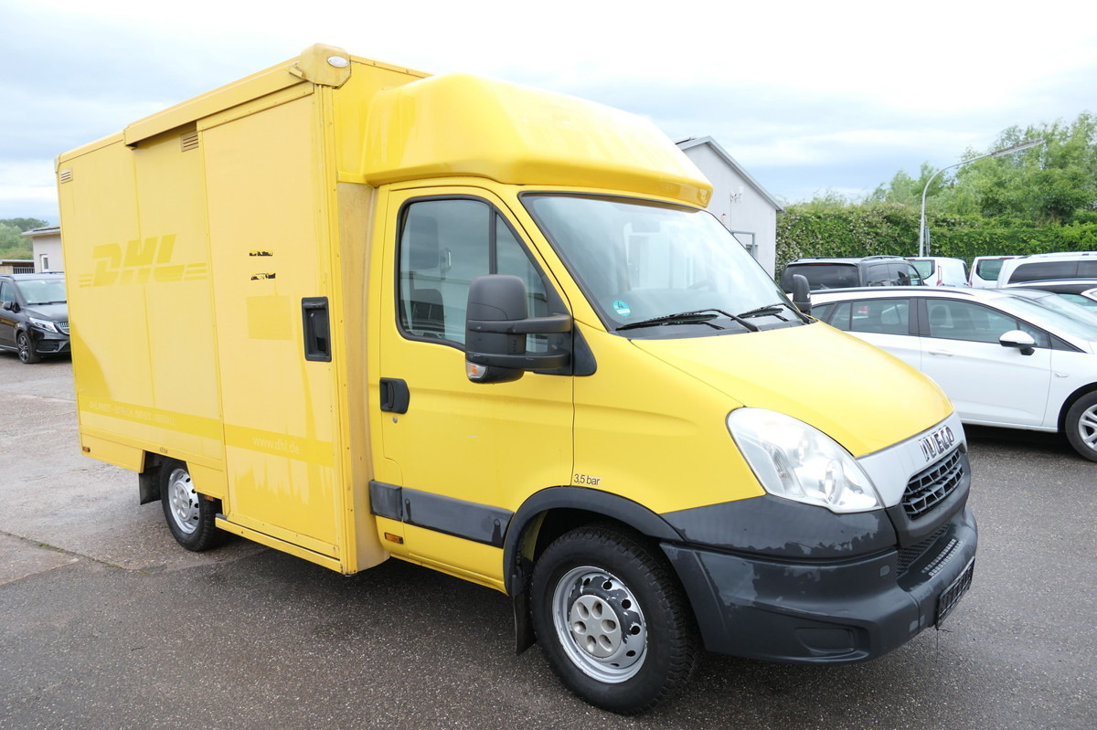 IVECO Daily 35 S11 C30C Kurz AUTOMATIK KAMERA Regale L - Furgons ar slēgtā virsbūve: foto 2 IVECO Daily 35 S11 C30C Kurz AUTOMATIK KAMERA Regale L - Furgons ar slēgtā virsbūve: foto 2