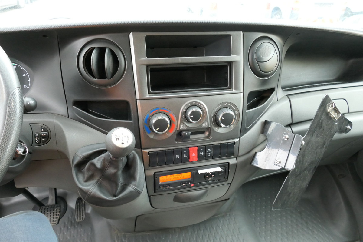 Furgons ar slēgtā virsbūve IVECO Daily 50C15 COC: foto 10