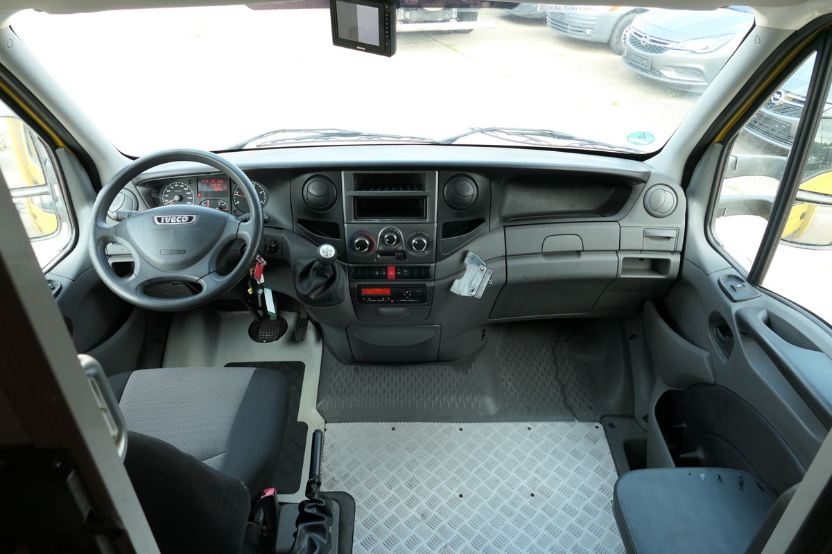 Furgons ar slēgtā virsbūve IVECO Daily 50C15 COC: foto 6