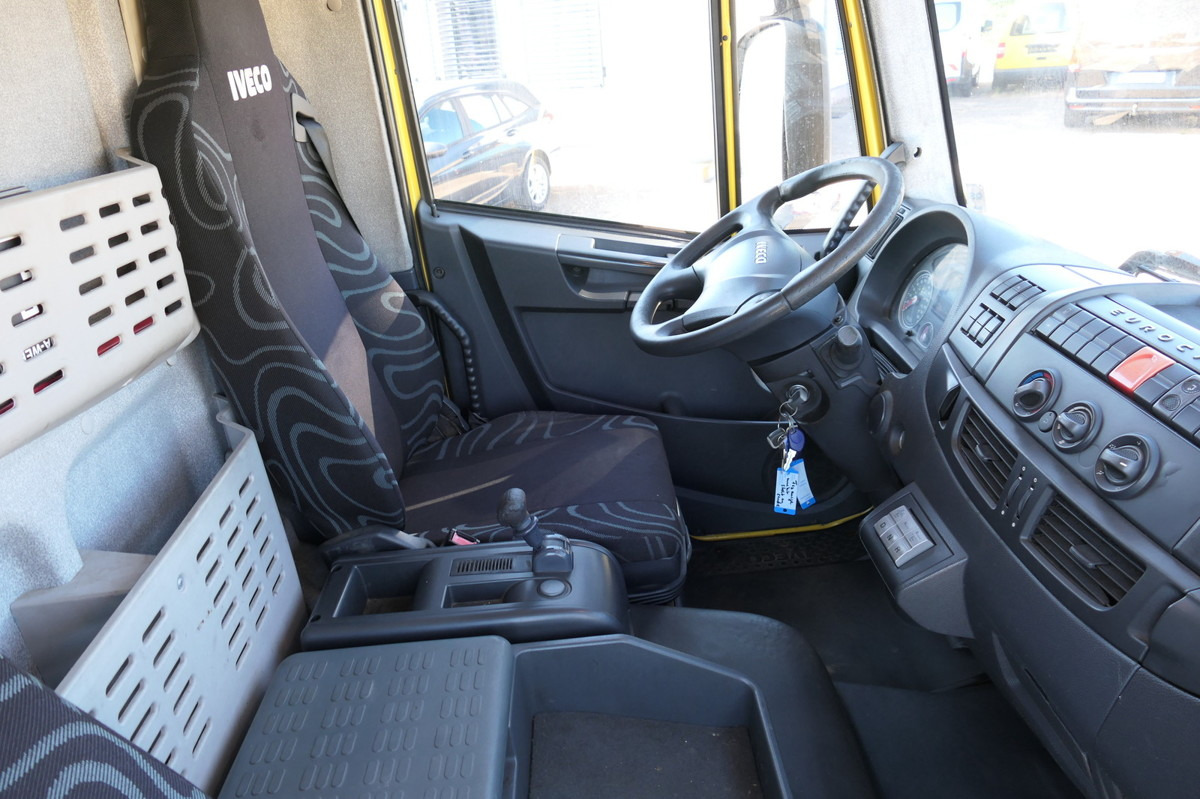Interior photo 1: Kravas automašīna ar slēgto virsbūvi IVECO EuroCargo ML 75 E 16 P LBW LUFT AUTOMATIK EURO-5