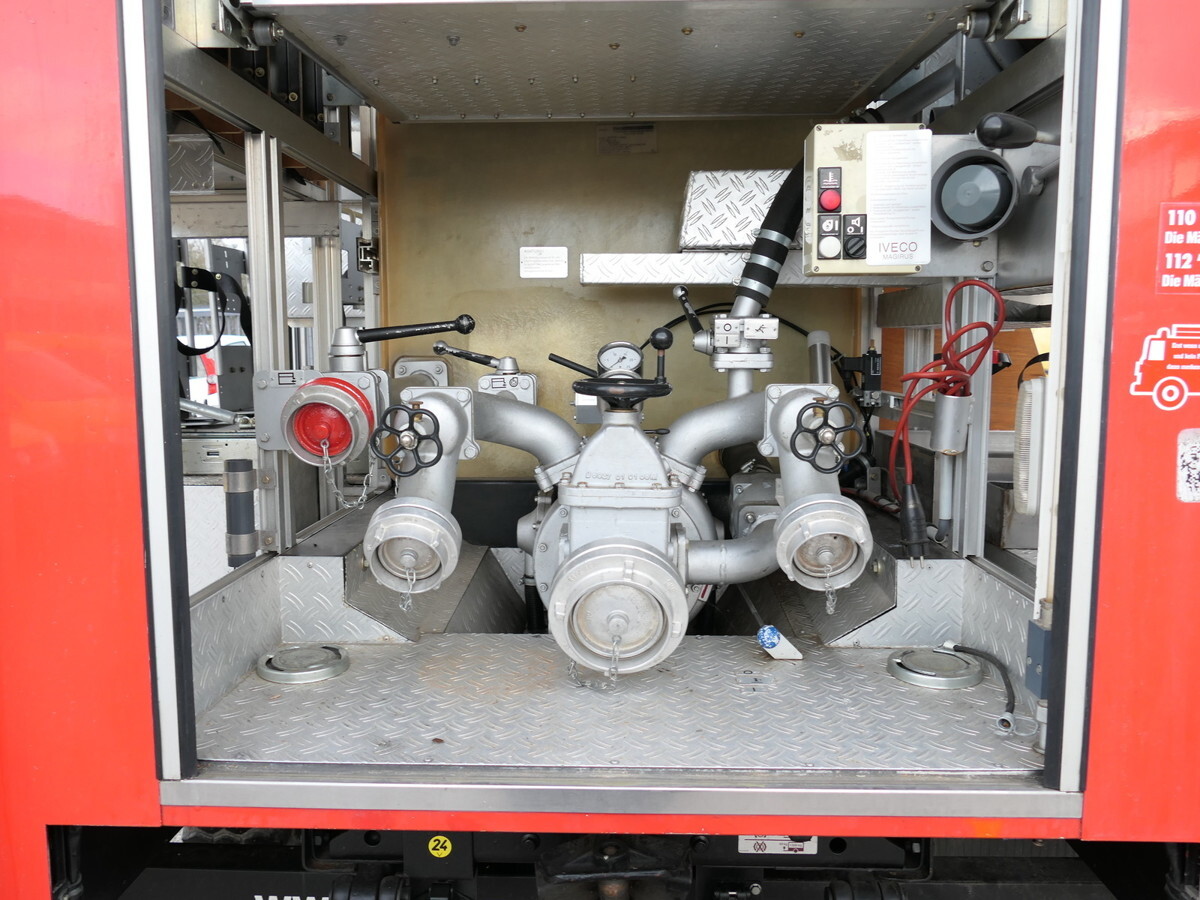 IVECO FF 95 E 18W LF 8/6 DoKa 4X4 SFZ FEUERWEHR Löschf - Ugunsdzēsēju mašīna: foto 3 IVECO FF 95 E 18W LF 8/6 DoKa 4X4 SFZ FEUERWEHR Löschf - Ugunsdzēsēju mašīna: foto 3