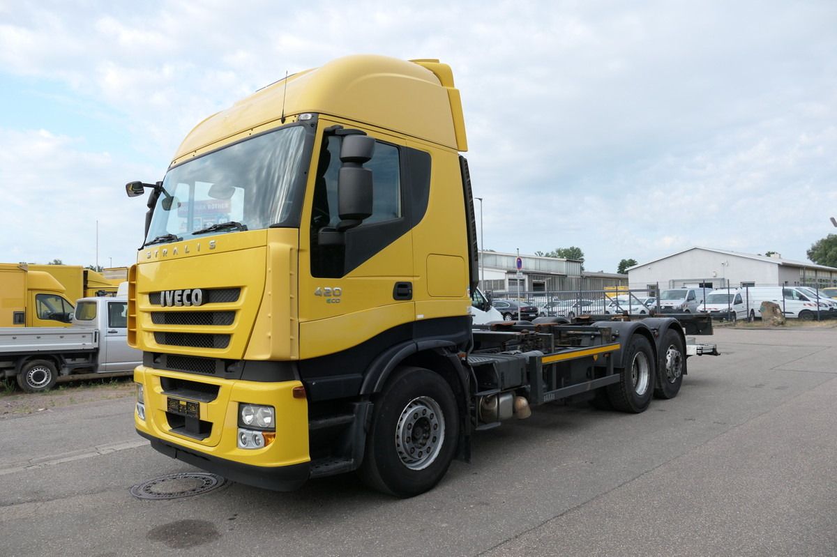 IVECO STRALIS AS 260 S42 Y/FS-CM ECO LBW AHK KLIMA INT - Konteineru vedējs/ Kravas automašīna ar noņemamā virsbūve: foto 1 IVECO STRALIS AS 260 S42 Y/FS-CM ECO LBW AHK KLIMA INT - Konteineru vedējs/ Kravas automašīna ar noņemamā virsbūve: foto 1