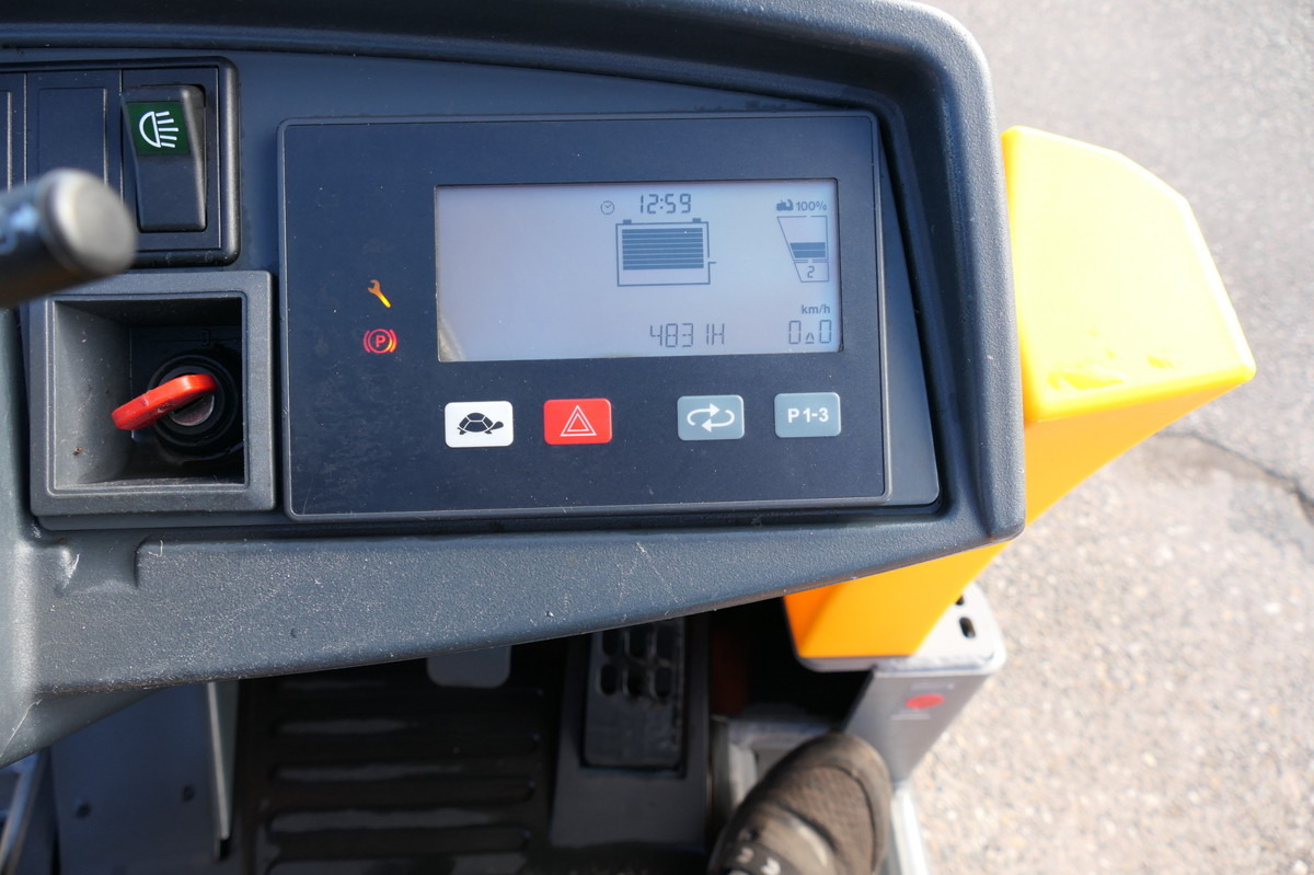 Noliktavas vilcējs JUNGHEINRICH EZS 570 Schlepper: foto 9