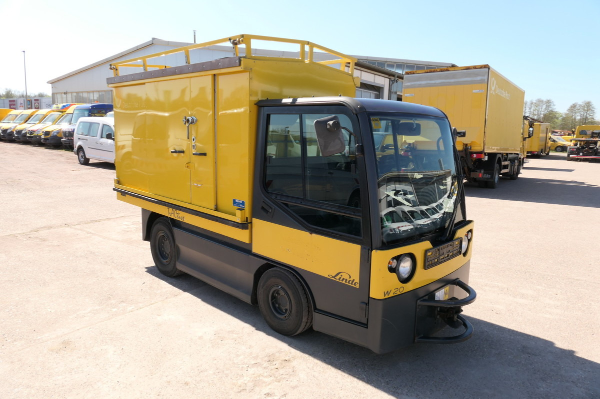 LINDE W20 Schlepper Tractive Batterie 15/2020 - Noliktavas vilcējs: foto 3 LINDE W20 Schlepper Tractive Batterie 15/2020 - Noliktavas vilcējs: foto 3