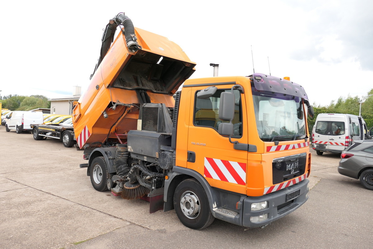 MAN TGL 12.250 4x2 BL Kehrmaschine līzingu MAN TGL 12.250 4x2 BL Kehrmaschine: foto 6