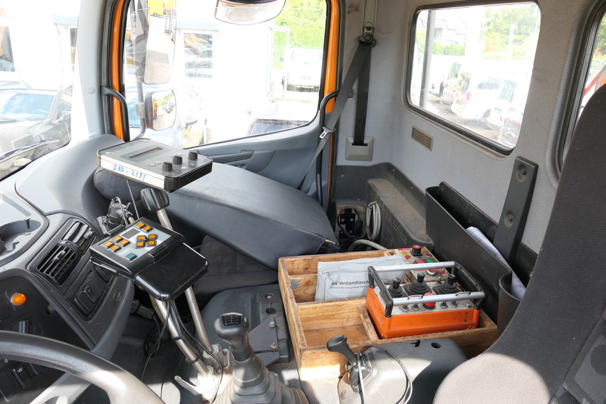 MERCEDES-BENZ 1828 AK Kran Axor-R Atlas 85.2 Kipper Winterdien līzingu MERCEDES-BENZ 1828 AK Kran Axor-R Atlas 85.2 Kipper Winterdien: foto 13