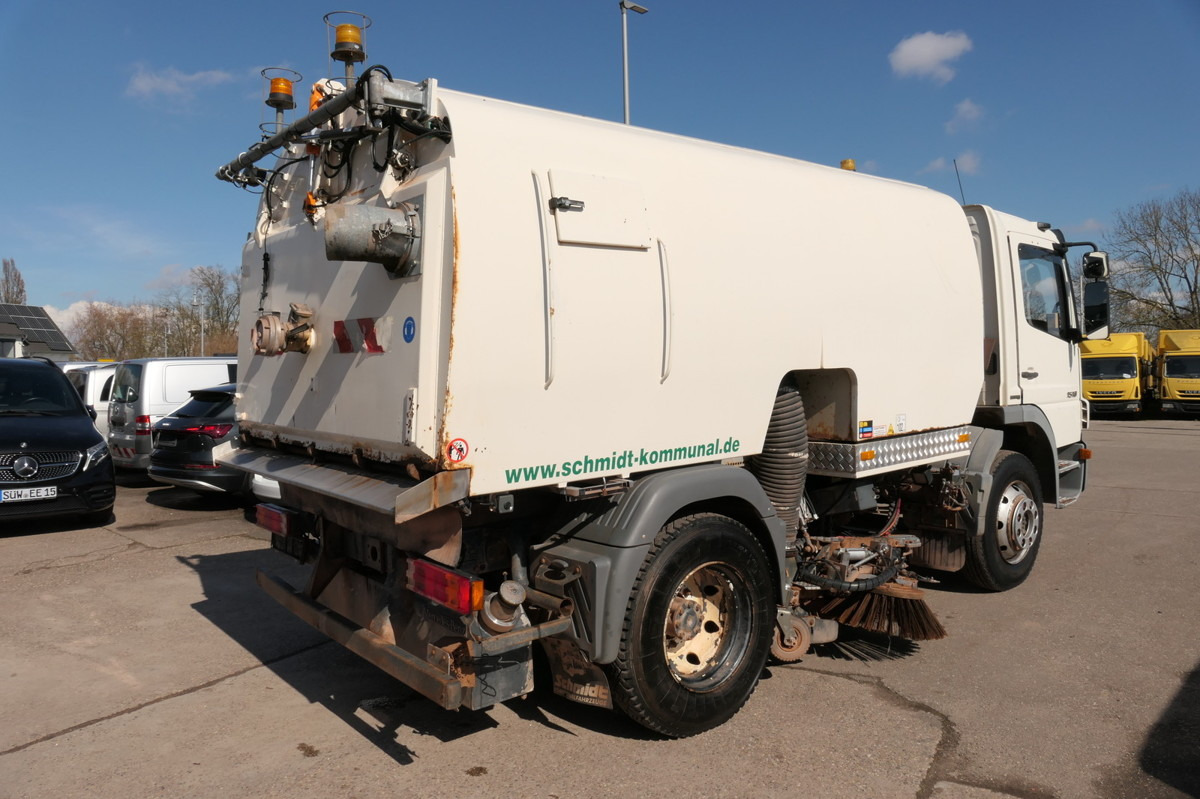 MERCEDES-BENZ Atego 1518 LKO 4x2 - Ielu tīrīšanas mašīna: foto 5 MERCEDES-BENZ Atego 1518 LKO 4x2 - Ielu tīrīšanas mašīna: foto 5