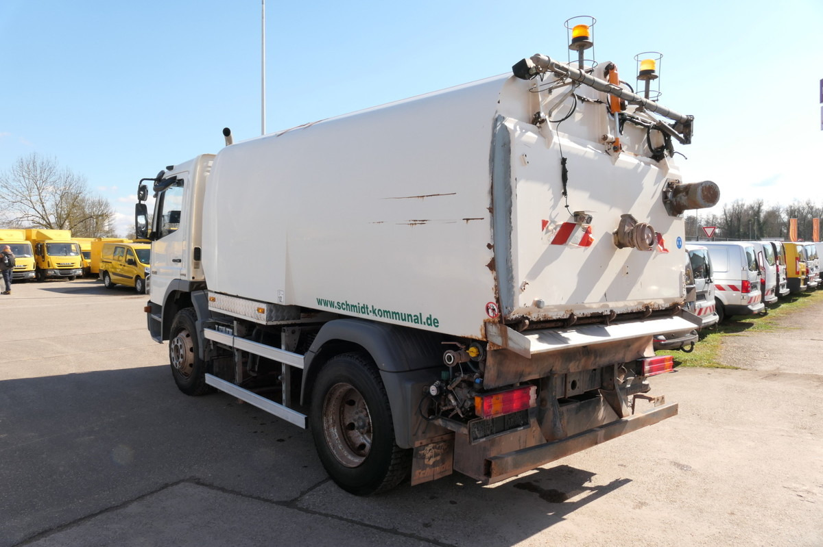 MERCEDES-BENZ Atego 1518 LKO 4x2 - Ielu tīrīšanas mašīna: foto 4 MERCEDES-BENZ Atego 1518 LKO 4x2 - Ielu tīrīšanas mašīna: foto 4