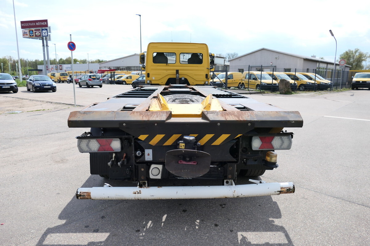 MERCEDES-BENZ KAMAG WBH 25 Wiesel Terberg Umsetzfahrz. Sattelk - Konteineru vedējs/ Kravas automašīna ar noņemamā virsbūve: foto 5 MERCEDES-BENZ KAMAG WBH 25 Wiesel Terberg Umsetzfahrz. Sattelk - Konteineru vedējs/ Kravas automašīna ar noņemamā virsbūve: foto 5