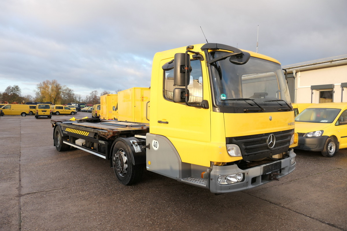 MERCEDES-BENZ KAMAG WBH 25 Wiesel Terberg Umsetzfahrz. Sattelk - Konteineru vedējs/ Kravas automašīna ar noņemamā virsbūve: foto 3 MERCEDES-BENZ KAMAG WBH 25 Wiesel Terberg Umsetzfahrz. Sattelk - Konteineru vedējs/ Kravas automašīna ar noņemamā virsbūve: foto 3