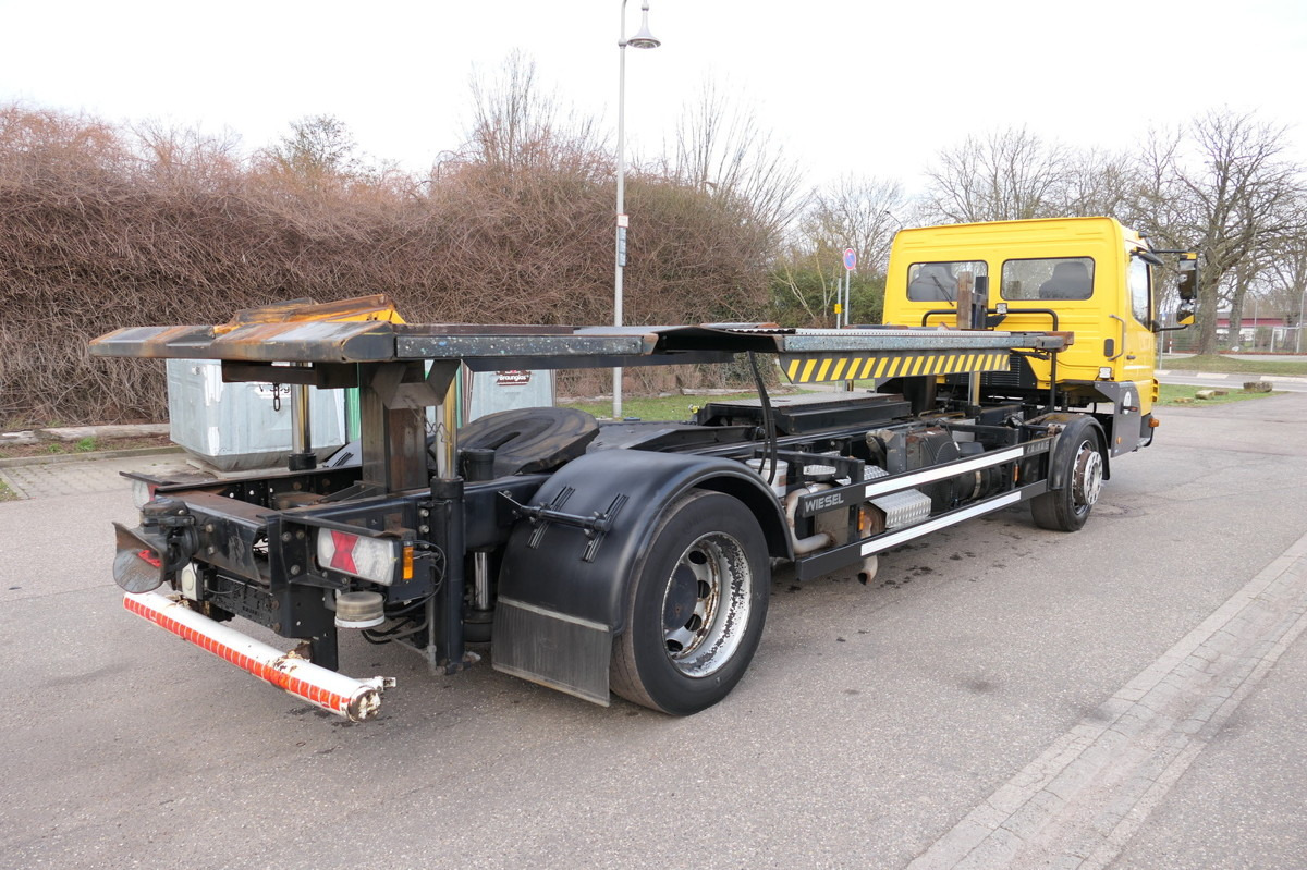 MERCEDES-BENZ KAMAG WBH 25 Wiesel Terberg Umsetzfahrz. Sattelk - Konteineru vedējs/ Kravas automašīna ar noņemamā virsbūve: foto 1 MERCEDES-BENZ KAMAG WBH 25 Wiesel Terberg Umsetzfahrz. Sattelk - Konteineru vedējs/ Kravas automašīna ar noņemamā virsbūve: foto 1