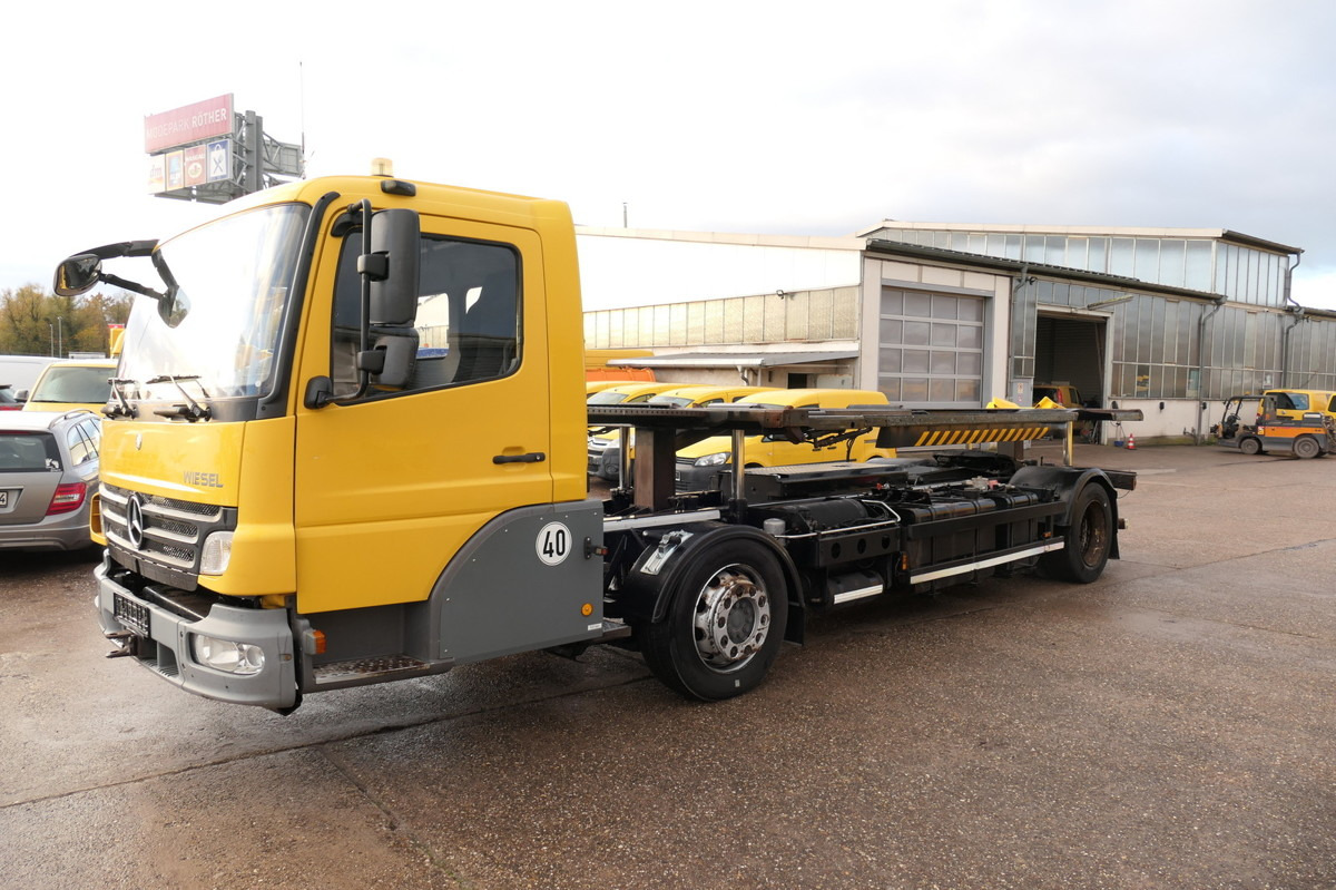 MERCEDES-BENZ KAMAG WBH 25 Wiesel Terberg Umsetzfahrz. Sattelk - Konteineru vedējs/ Kravas automašīna ar noņemamā virsbūve: foto 2 MERCEDES-BENZ KAMAG WBH 25 Wiesel Terberg Umsetzfahrz. Sattelk - Konteineru vedējs/ Kravas automašīna ar noņemamā virsbūve: foto 2