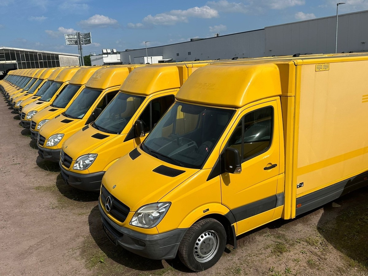 MERCEDES-BENZ SPRINTER 310 CDI MAXI EURO-5 KOFFER REGALE KAMER - Furgons ar slēgtā virsbūve: foto 1 MERCEDES-BENZ SPRINTER 310 CDI MAXI EURO-5 KOFFER REGALE KAMER - Furgons ar slēgtā virsbūve: foto 1