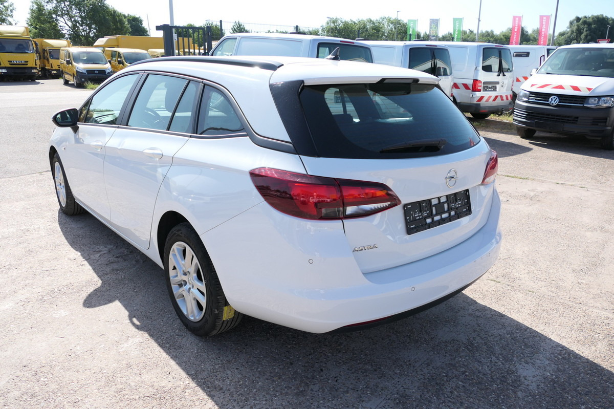 OPEL Astra K 1.6 CDTI Edition S/S KLIMA - Vieglā automašīna: foto 3 OPEL Astra K 1.6 CDTI Edition S/S KLIMA - Vieglā automašīna: foto 3