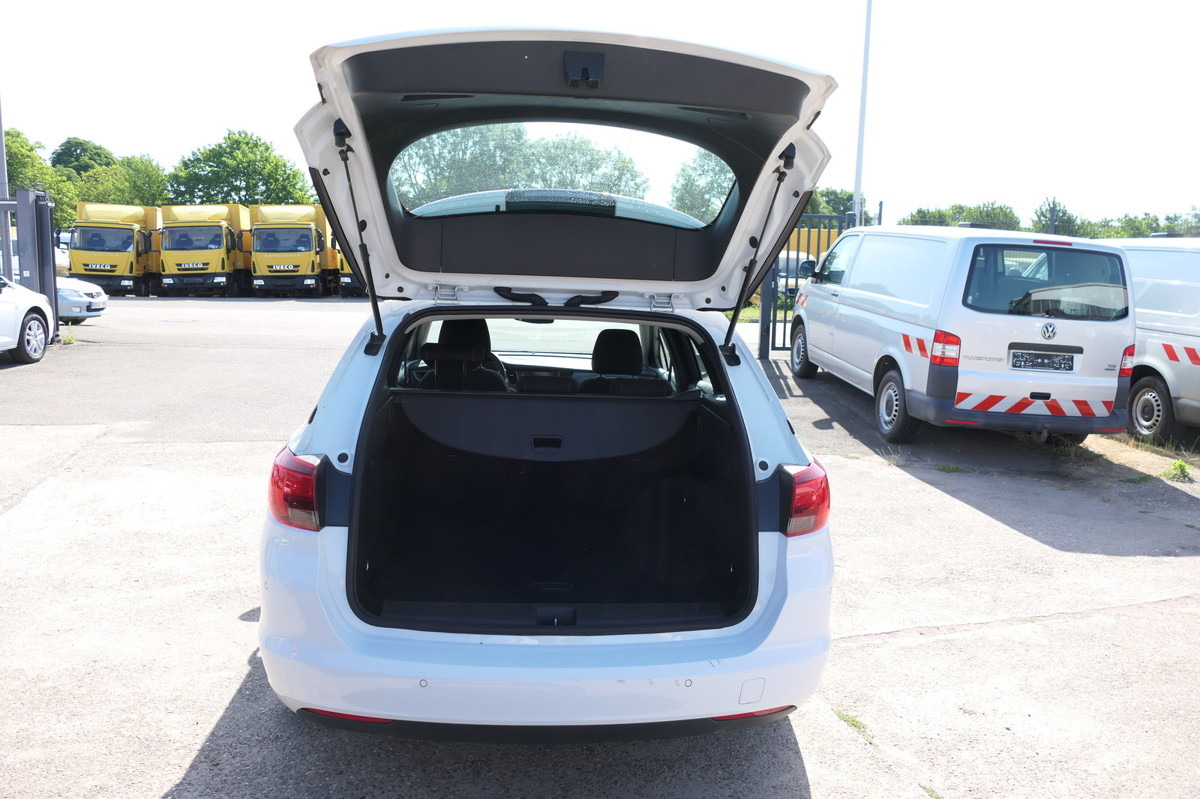 OPEL Astra K 1.6 CDTI Edition S/S KLIMA - Vieglā automašīna: foto 5 OPEL Astra K 1.6 CDTI Edition S/S KLIMA - Vieglā automašīna: foto 5