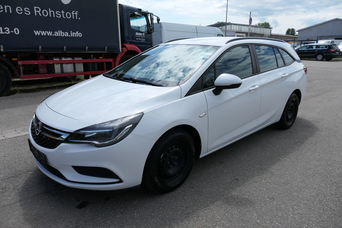 OPEL Astra K 1.6 CDTI Edition S/S KLIMA - Vieglā automašīna: foto 1 OPEL Astra K 1.6 CDTI Edition S/S KLIMA - Vieglā automašīna: foto 1