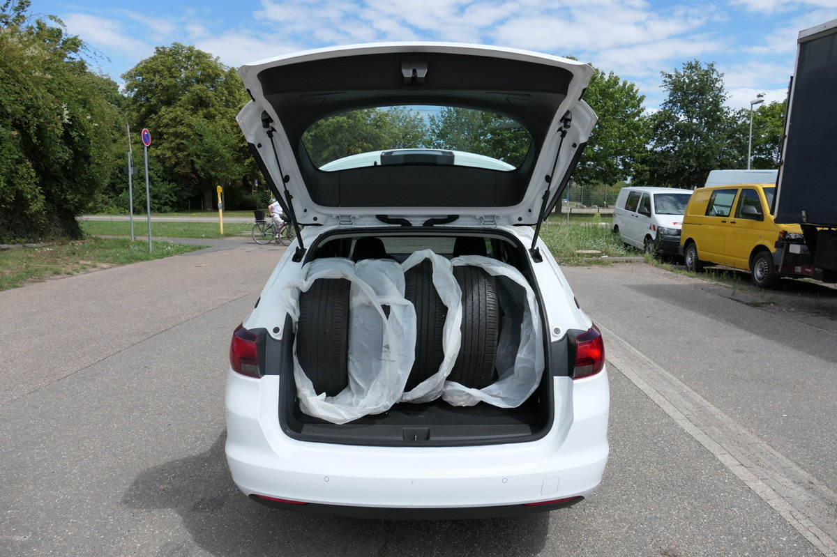 OPEL Astra K 1.6 CDTI Edition S/S KLIMA - Vieglā automašīna: foto 5 OPEL Astra K 1.6 CDTI Edition S/S KLIMA - Vieglā automašīna: foto 5