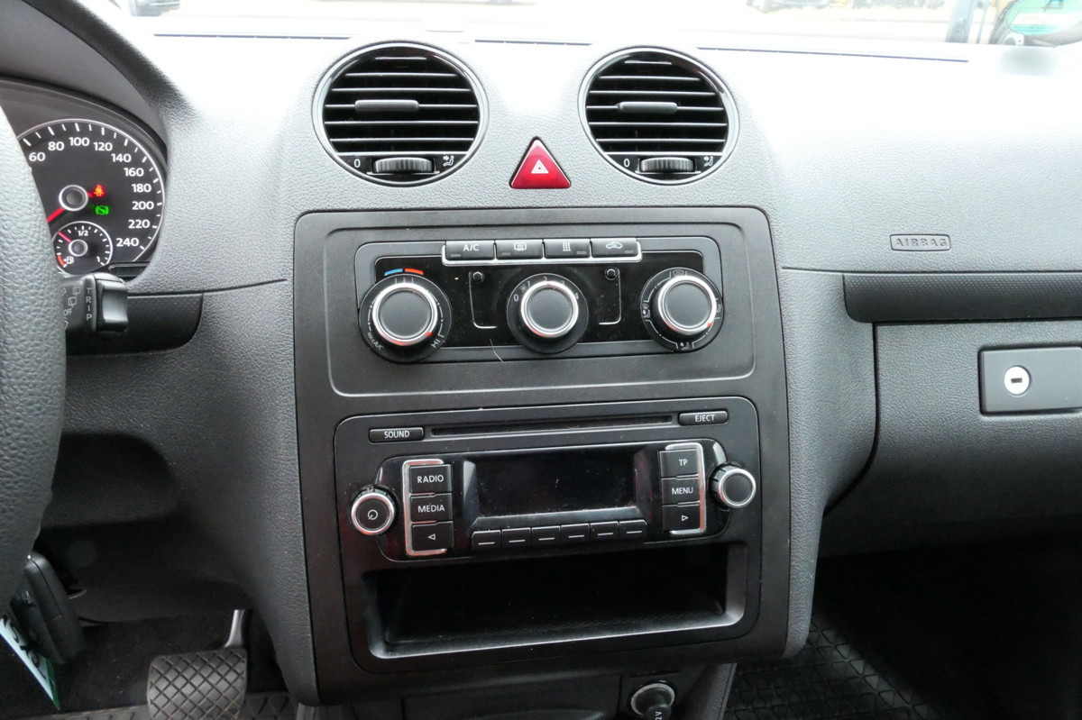 Mazs furgons VW Caddy 1,6 TDI Typ 2K Automatik Klima Sortimo Wer: foto 16